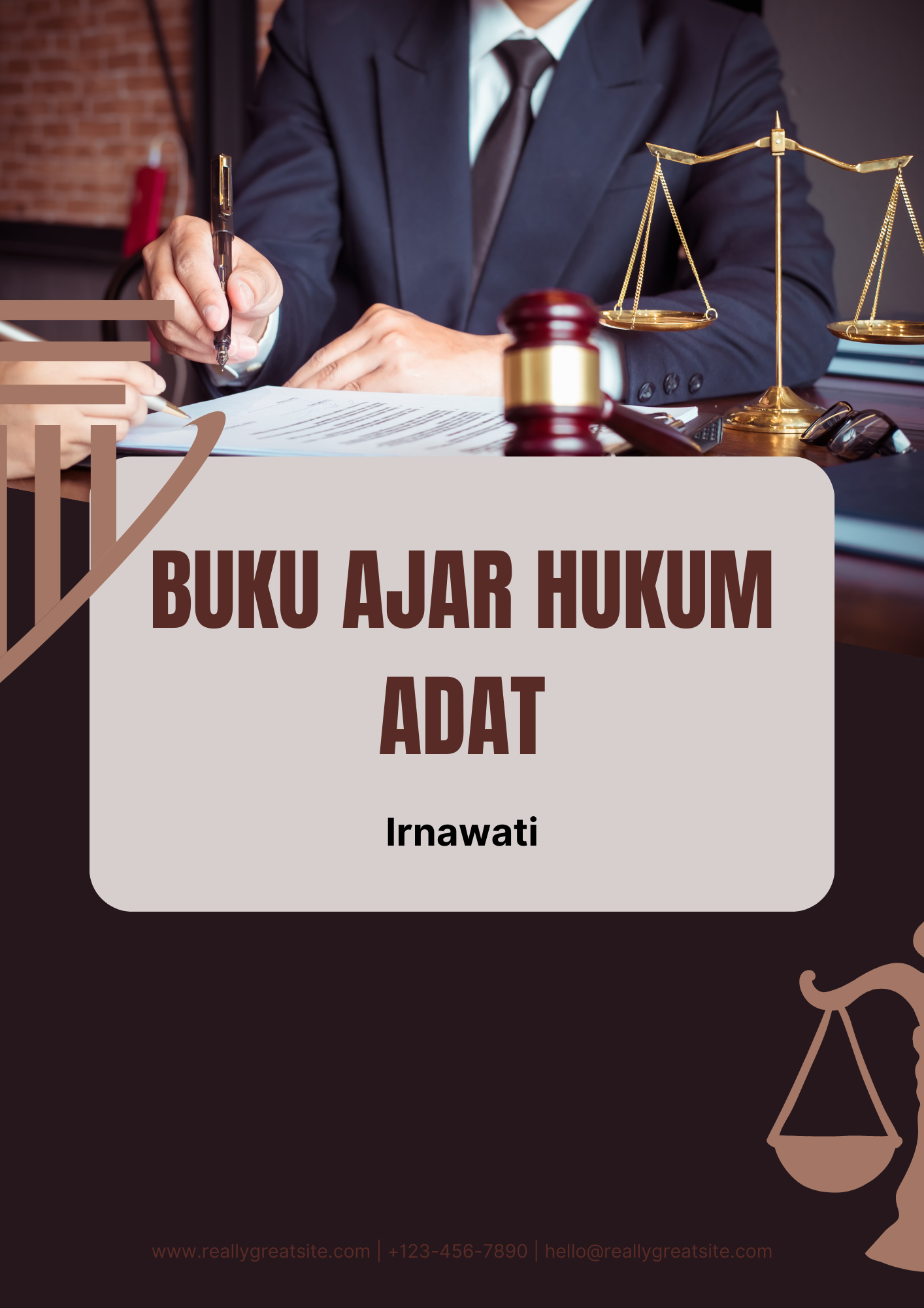 Flyer Promosi Agensi Advokat dan Konsultan Hukum Simple